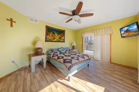 Bedroom - 23493 Echo Ave, Faribault, MN 55021 photo 1 of 6