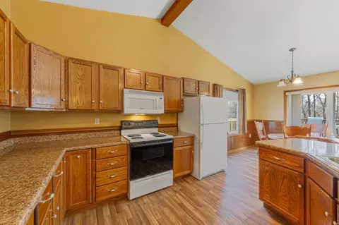 Kitchen - 23493 Echo Ave, Faribault, MN 55021 photo 3 of 8