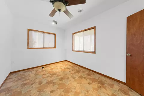 Bedroom - 23493 Echo Ave, Faribault, MN 55021 photo 4 of 6