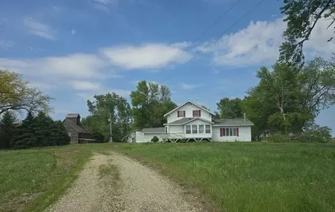 44375 60th St, Blue Earth, MN 56013