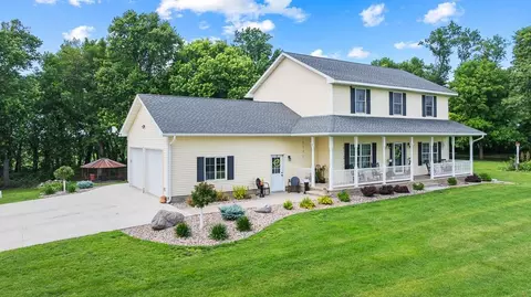 24306 350th St, Belview, MN 56214