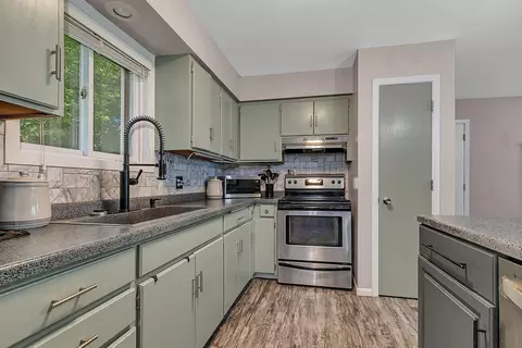 Kitchen - 300 7th Ave S, Cold Spring, MN 56320 photo 5 of 6