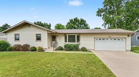 936 Linda Ave, Red Wing, MN 55066
