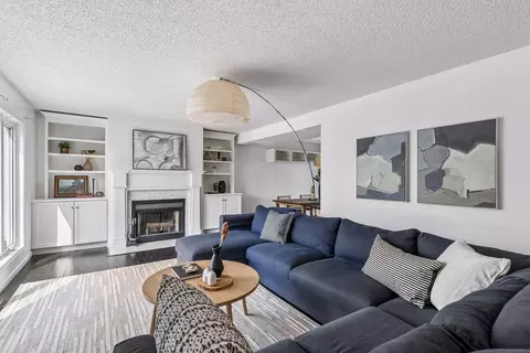925 Dartmouth Ave SE, Minneapolis, MN 55414