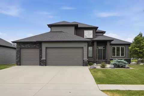 7351 14th St S, Fargo, ND 58104