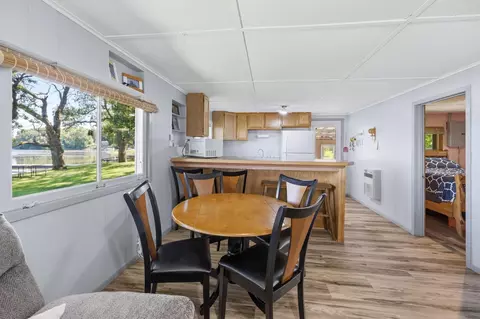 Dining - 21480 654th Ave, Darwin, MN 55324 photo 1 of 1