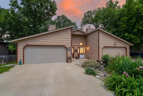 40148 Ryans Bay Rd, Zumbro Falls, MN 55991