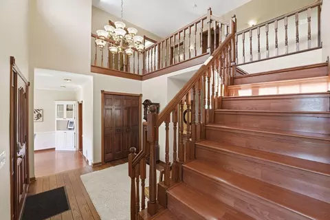Entry Way - 1451 Brookshire Ct, New Brighton, MN 55112 photo 2 of 4