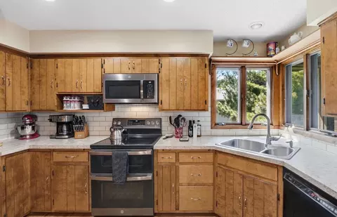Kitchen - 5934 Main St W, Maple Plain, MN 55359 photo 1 of 3
