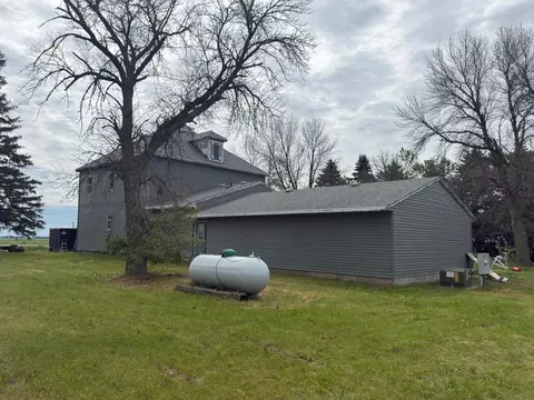 93883 580th Ave #716, Mountain Lake, MN 56159