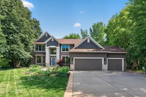 7474 Moccasin Trl, Chanhassen, MN 55317