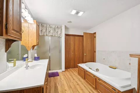 Bath - 44080 Maple Ln, Harris, MN 55032 photo 1 of 5