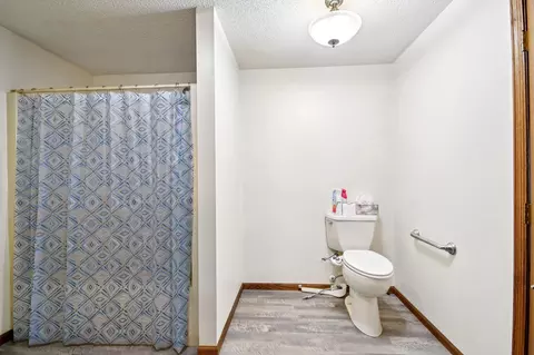 Bath - 44080 Maple Ln, Harris, MN 55032 photo 5 of 5