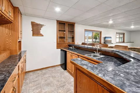Kitchen - 44080 Maple Ln, Harris, MN 55032 photo 5 of 5