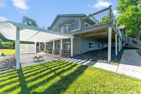 Exterior - 44080 Maple Ln, Harris, MN 55032 photo 4 of 5