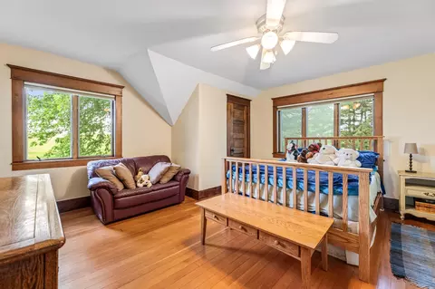 Bedroom - 18615 Dunn Rd, Caledonia, MN 55921 photo 3 of 6