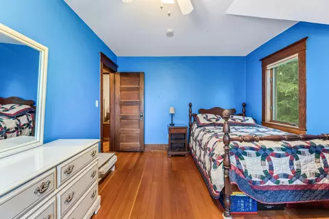 Bedroom - 18615 Dunn Rd, Caledonia, MN 55921 photo 5 of 6