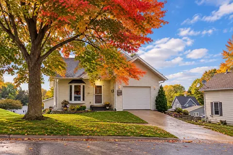 208 High Ave, Wanamingo, MN 55983
