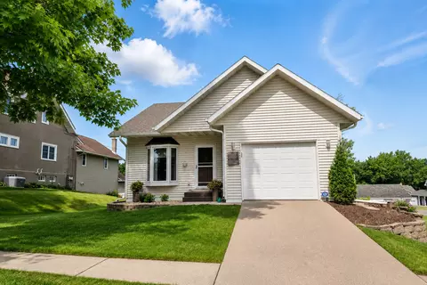 208 High Ave, Wanamingo, MN 55983