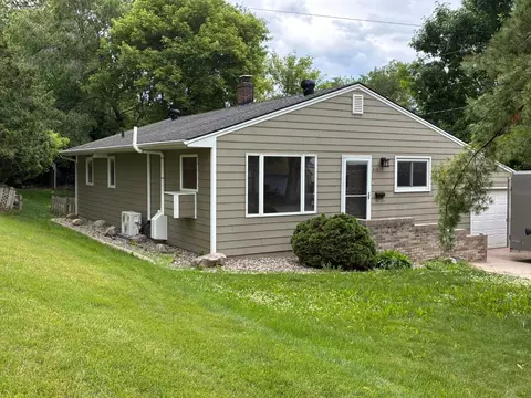 616 N Buse St, Fergus Falls, MN 56537