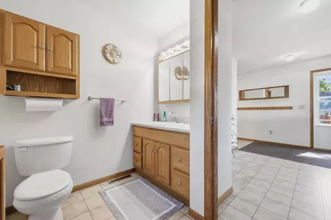 Entry Way - 424 E 11th St, Gibbon, MN 55335 photo 7 of 7