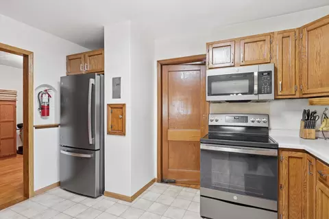Kitchen - 424 E 11th St, Gibbon, MN 55335 photo 5 of 5