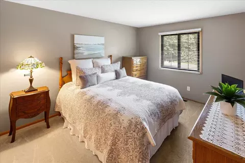 Bedroom - 4602 12 Penkwe Way, Eagan, MN 55122 photo 1 of 5