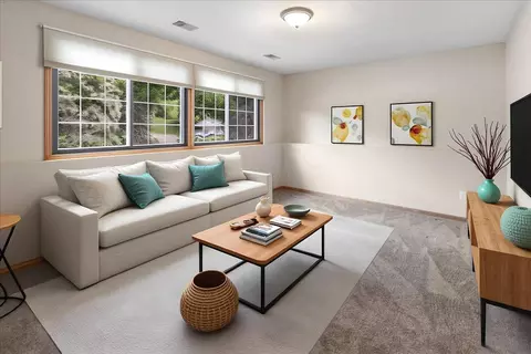 Living - 4602 12 Penkwe Way, Eagan, MN 55122 photo 3 of 4