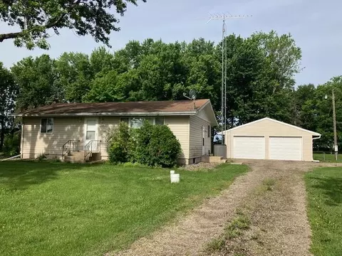 11359 316th Ave, Waseca, MN 56093