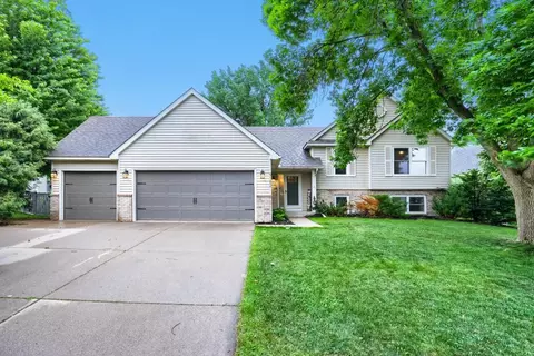 9182 Jergen Bay Bay S, Cottage Grove, MN 55016