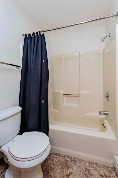 Bath - 3311 15th Ave S #E, Fargo, ND 58103 photo 1 of 4