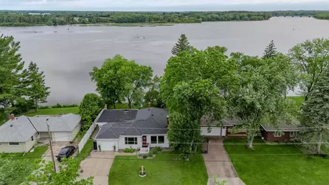 1019 Riverview Dr, Little Falls, MN 56345