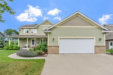 503 Chalupsky Ave NE, New Prague, MN 56071