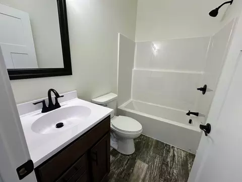 Bath - 702 11th St NW, Perham, MN 56573 photo 4 of 4