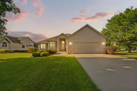 Exterior - 204 Allen Ln, Faribault, MN 55021 photo 2 of 7