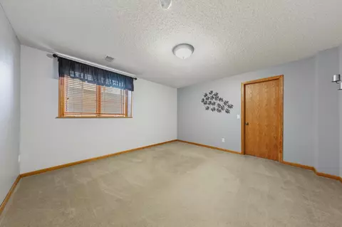 Bedroom - 204 Allen Ln, Faribault, MN 55021 photo 6 of 7