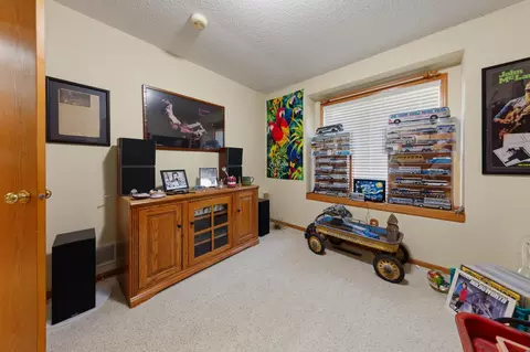 Bedroom - 204 Allen Ln, Faribault, MN 55021 photo 3 of 7