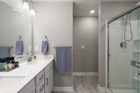 Bath - 715 Boulder Pass St, Jordan, MN 55352 photo 1 of 3