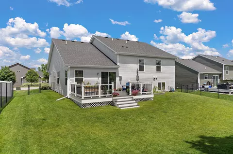 Exterior - 715 Boulder Pass St, Jordan, MN 55352 photo 11 of 13