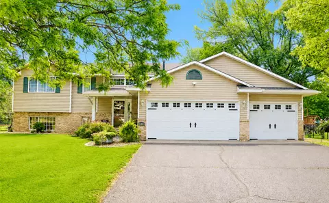 14044 Gadwall Ln, Rogers, MN 55374