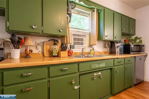 Kitchen - 206 3rd St N, Tower, MN 55790 photo 3 of 3
