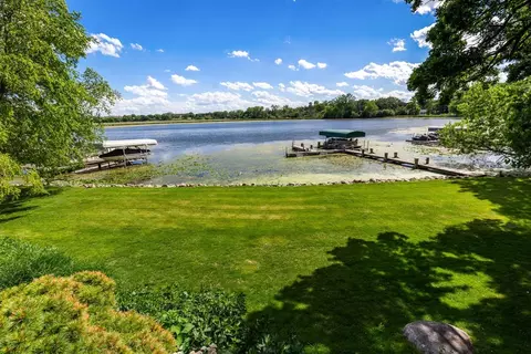 7011 Willow Creek Rd, Eden Prairie, MN 55344