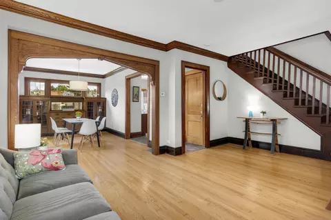 1202 Thomas Ave, Saint Paul, MN 55104