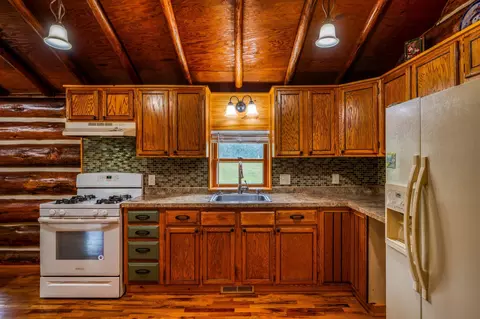Kitchen - 10972 River Rd, Jacobson, MN 55752 photo 1 of 2