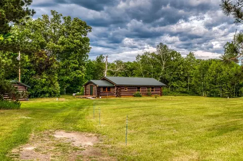 Exterior - 10972 River Rd, Jacobson, MN 55752 photo 2 of 6