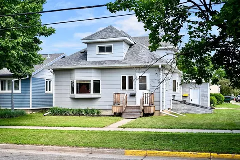 326 High Forest St, Winona, MN 55987
