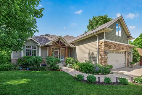 406 Rambling Creek Cir SE, Saint Michael, MN 55376