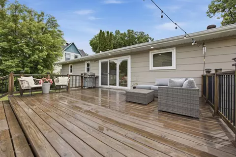 Exterior - 455 16th Ave S, Fargo, ND 58103 photo 7 of 11