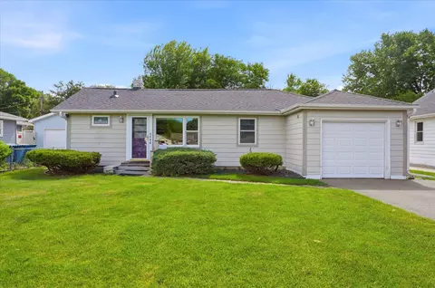 4040 Adair Ave N, Robbinsdale, MN 55422
