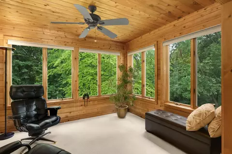 14463 Stewart Ln, Minnetonka, MN 55345